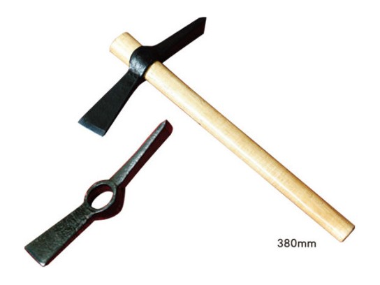 Garden Steel Pick-J With Wooden Handle