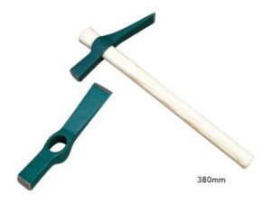 Garden Steel Pick-L With Wooden Handle