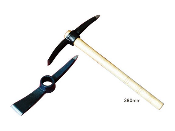 Garden Steel Pick-M With Wooden Handle