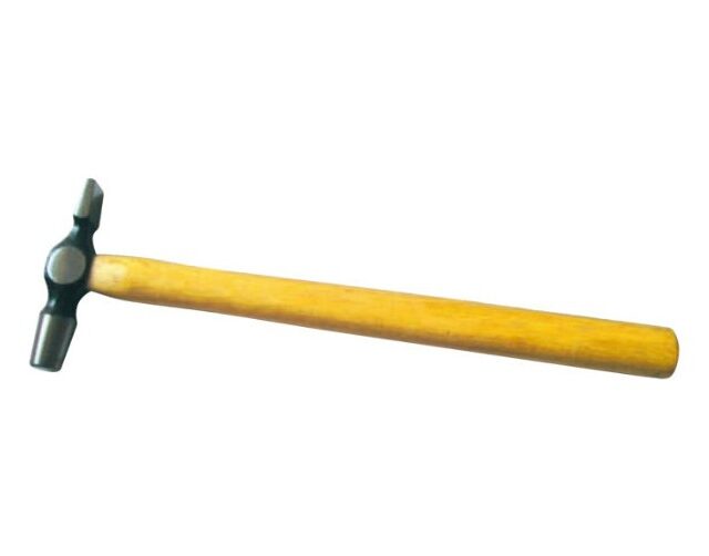 Cross Pein Hammer With Wooden Handle